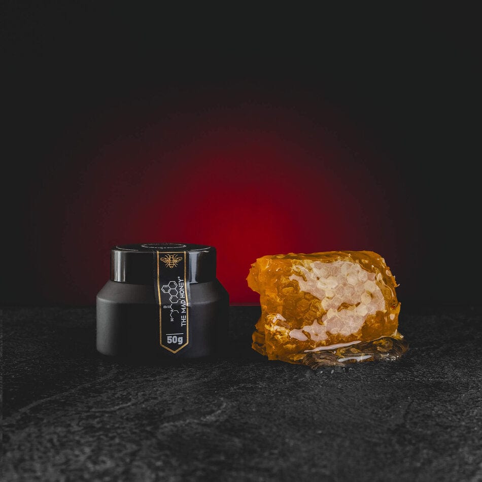 kratom world mad honey šílený med grayanotoxin nepál kratomworld prodej nejzvacnejsi divoky mad nejsilnejsi na svete crazy sileny detail