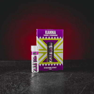 Kanna Blitz Boost 1g – euforický kanna extrakt s taurinem a theobrominem. Pečlivě vyvážená směs mesembrinu, mesembrenonu a Δ7-mesembrenonu pro podporu energie, nálady a sebevědomí. Prémiová směs pro maximální výkon.