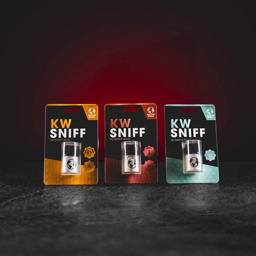 kratom world sniff snupaci kofein taurin mentol kratomworld prodej KW Sniff – energetický prášek v praktické skleněné lahvičce určený k aplikaci nosem. Obsahuje účinnou kombinaci kofeinu, taurinu a přírodního aroma pro rychlý nástup energie bez nutnosti pití kávy nebo energetických nápojů. Moderní doplněk pro okamžité povzbuzení ve chvílích únavy, ideální na cesty nebo do práce. Stylový design, diskrétní použití a silný efekt – KW Sniff přináší novou úroveň energie v kapesním balení. menthol tropical cola